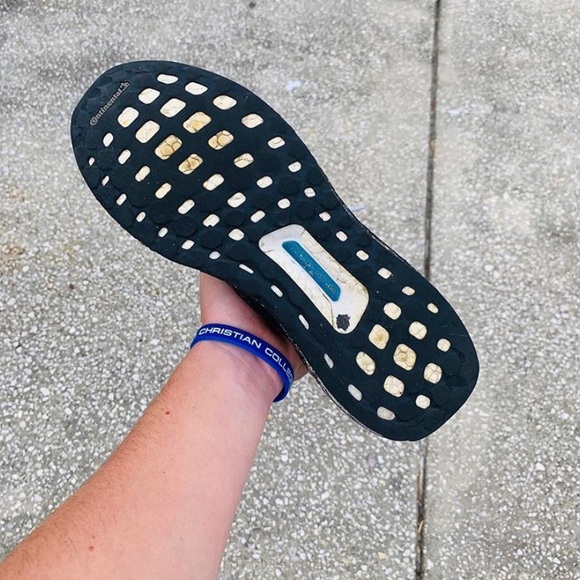 UltraBoost 4.0 - Picture 2 of 2